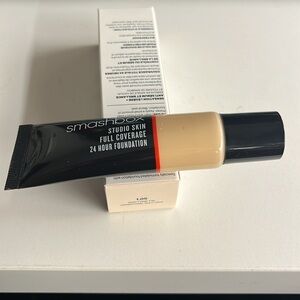 New Smashbox Studio Skin Full Coverage 1.05 Fair w/ Warm Olive Undertones